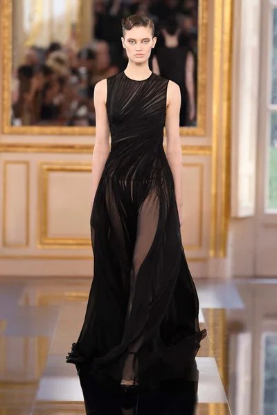 Look 56